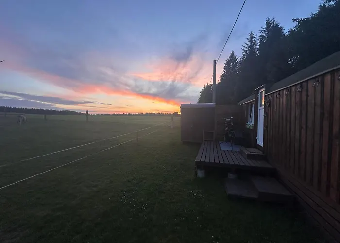 Horska Maringotka Na Farme Ferienhaus Klíny